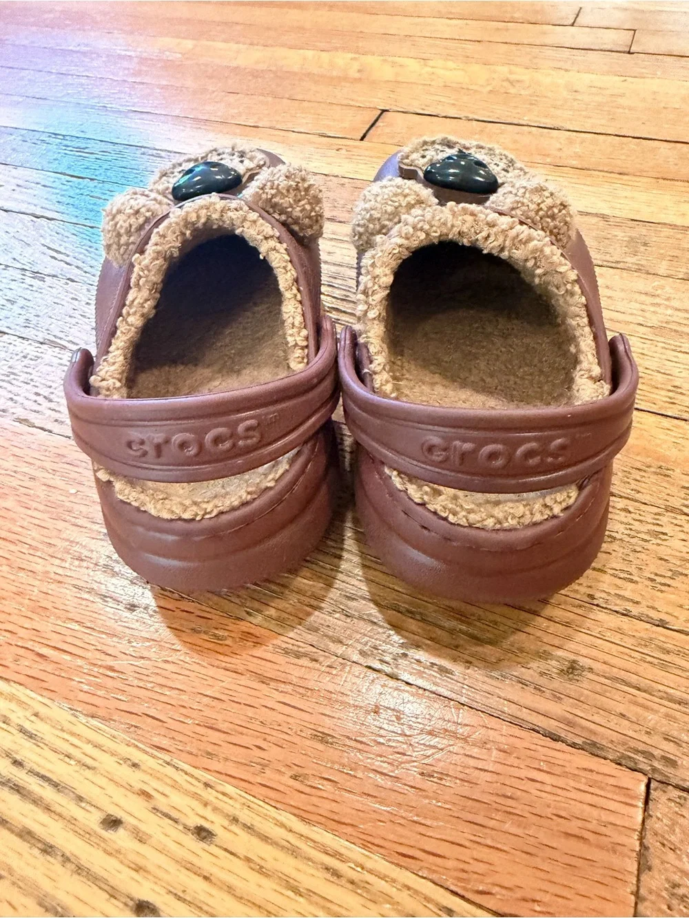 CROCS cute brown